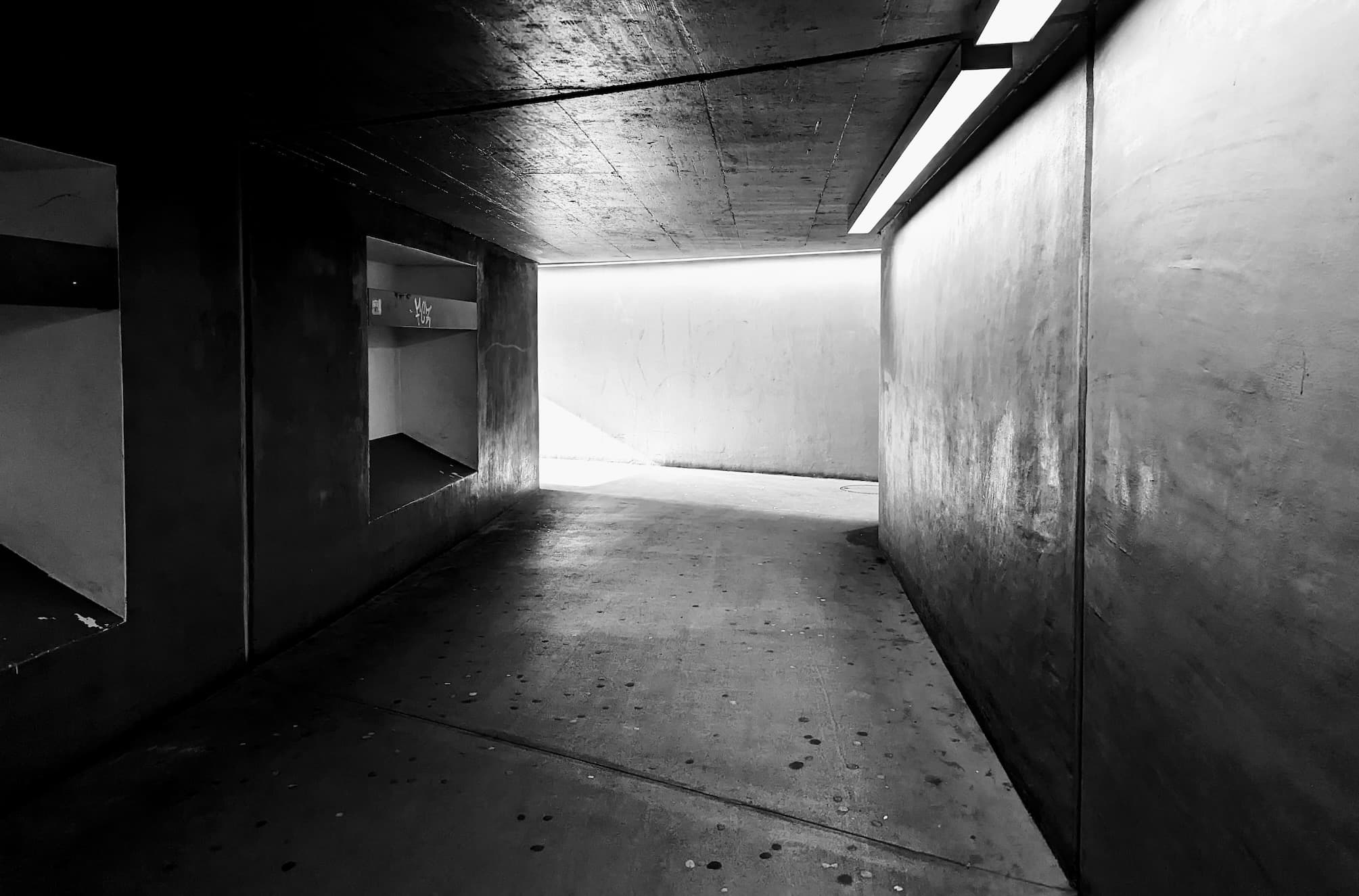 Bridging the Gap: End-to-End Observability from Cloud Native to Mainframe